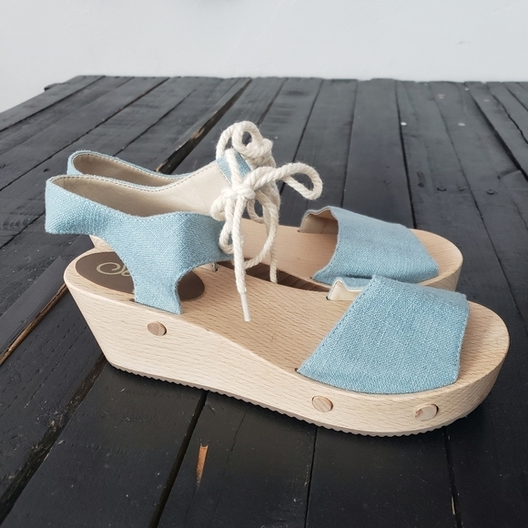 Sedette Sandal Co. Women's 7.5 Wooden Clog Sandals Blue Linen Straps Boho - Picture 1 of 11